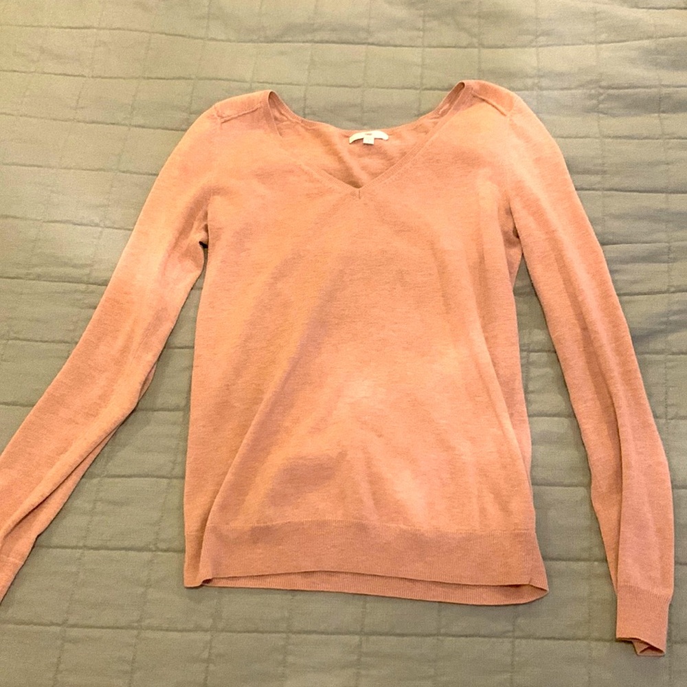 Women’s Gap V-neck Sweater Size Small